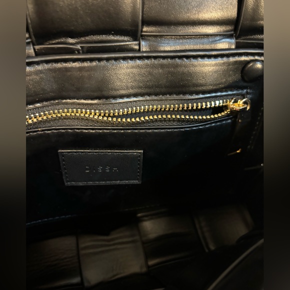 DISSH CORA BLACK FAUX LEATHER WOVEN - Picture 5 of 7